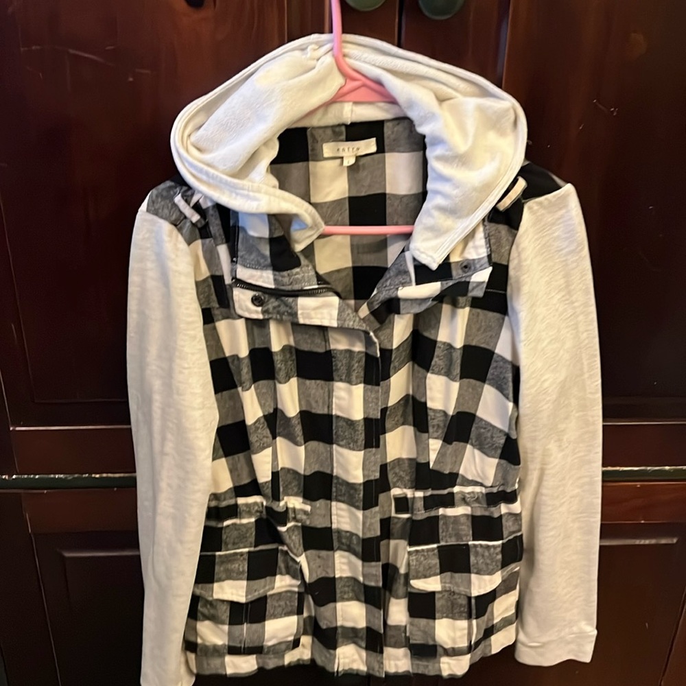 Zips, buttons , hoodie